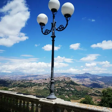 Bed and Breakfast Del Centro Έννα