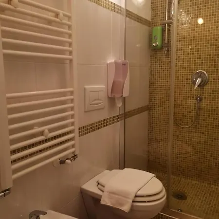 Del Centro Bed & Breakfast 3*
