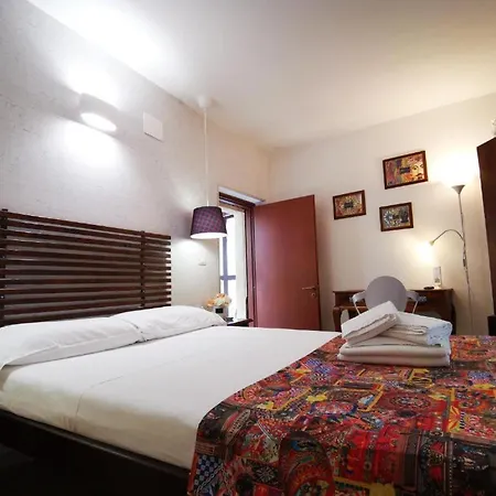 Del Centro Bed & Breakfast 3*