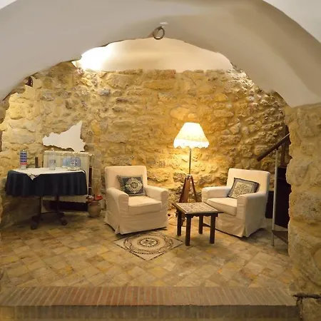 Bed and Breakfast Del Centro Έννα