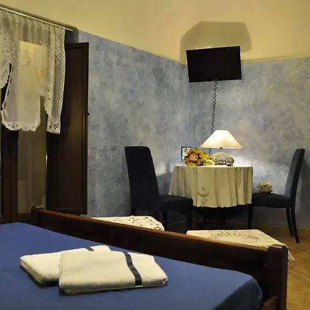 Del Centro Bed & Breakfast 3*