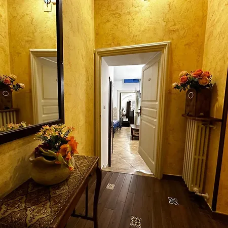 Del Centro Bed & Breakfast 3*