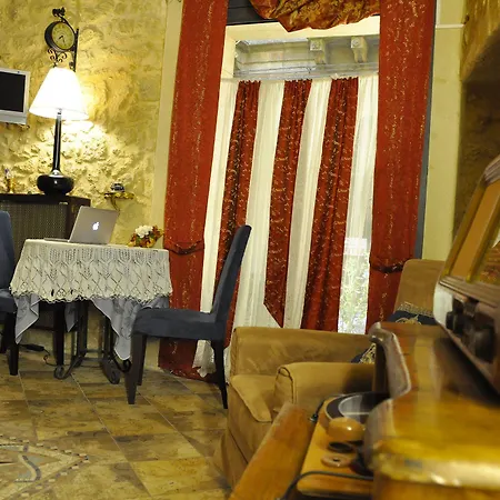 Del Centro Bed & Breakfast 3*