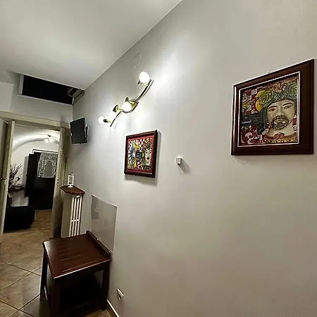 Del Centro فندق مبيت وإفطار