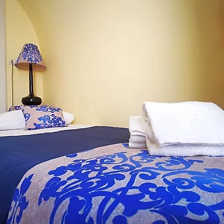 فندق مبيت وإفطار Del Centro إينّا
