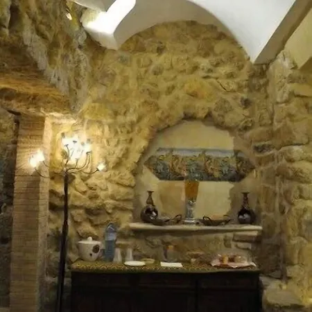 Del Centro 3*