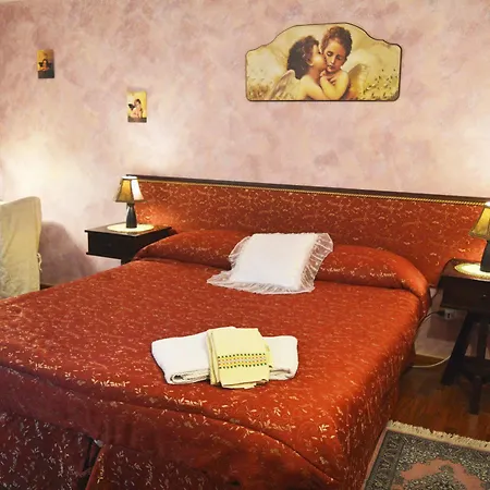 Couette-café Del Centro 3*