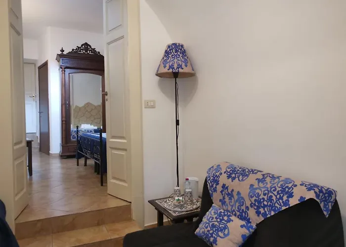 Del Centro 住宿加早餐酒店 恩纳