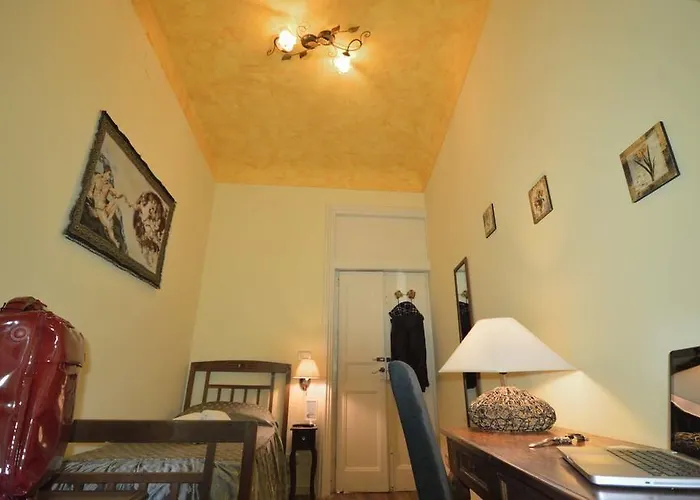 住宿加早餐酒店 Del Centro 恩纳