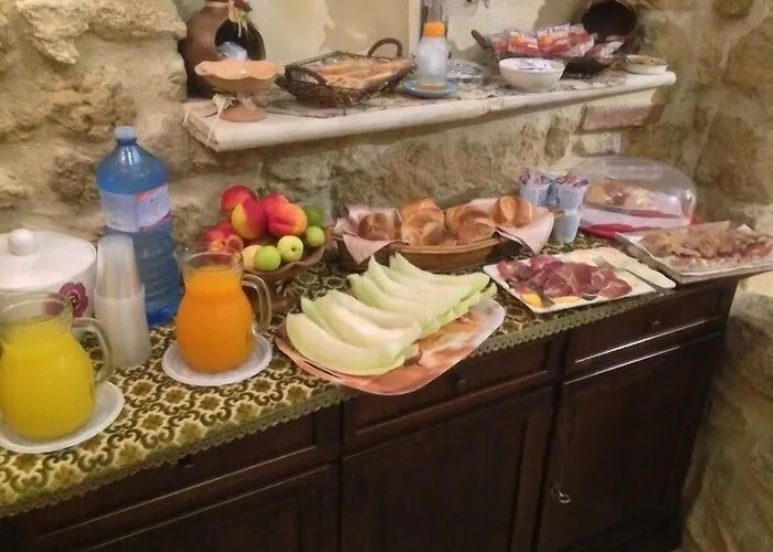 Del Centro 3* 恩纳